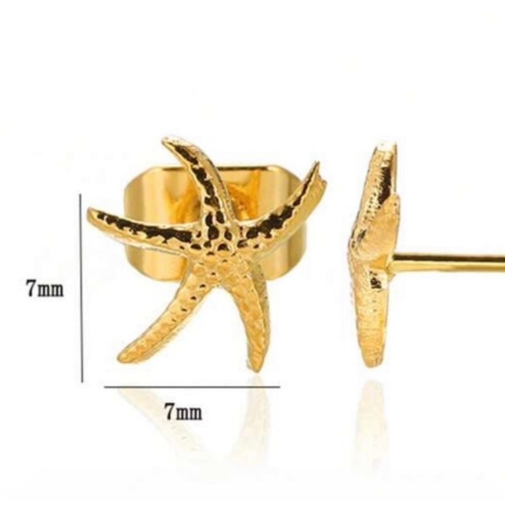 Gold Starfish Earrings - Picture 3 of 5